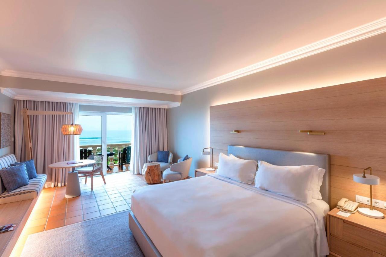 Praia D'El Rey Marriott Golf & Beach Resort Praia del Rei Exterior photo Deluxe Room