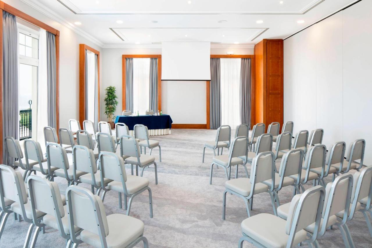 Praia D'El Rey Marriott Golf & Beach Resort Praia del Rei Exterior photo Meeting room